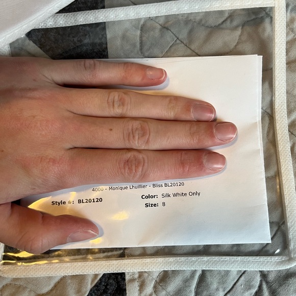 Monique Lhuillier Bliss wedding dress size 8 - Picture 8 of 10